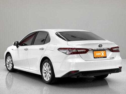 2019-toyota-camry-2-5-hybrid-premium-1n0105-slide-thumbnail-3