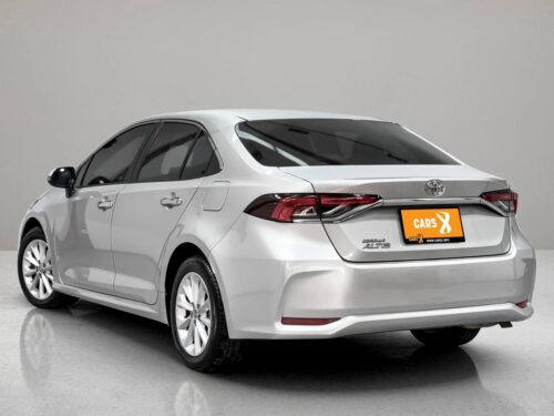 2020-toyota-corolla-altis-1-6-g-1a0060v-slide-thumbnail-3
