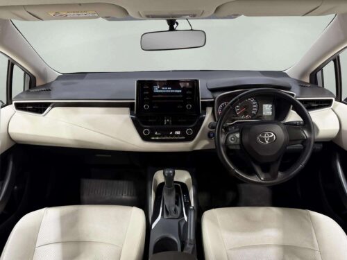2020-toyota-corolla-altis-1-6-g-1a0060v-slide-thumbnail-4