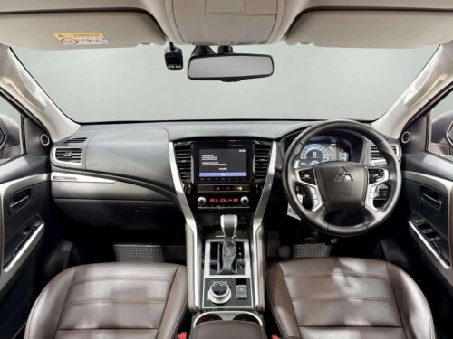 2023-mitsubishi-pajero-sport-2-4-gt-premium-elite-edition-4wd-1a0050-slide-thumbnail-4