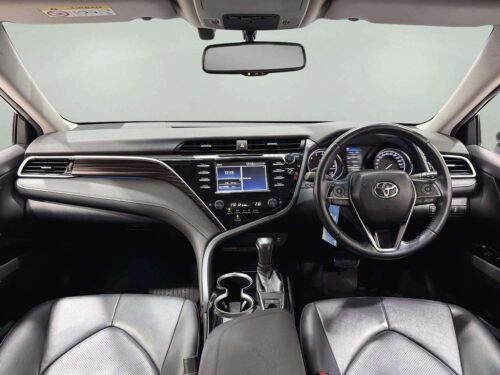 2020-toyota-camry-2-0-g-1t0050-slide-thumbnail-4