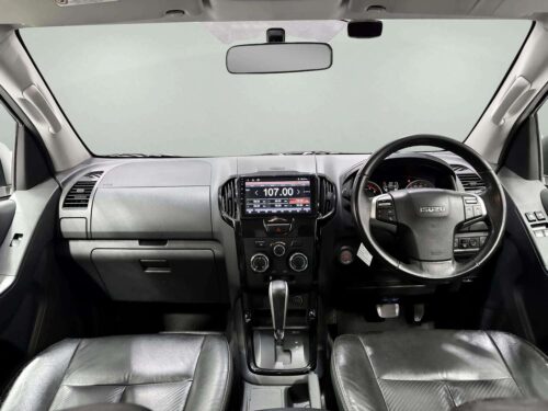 2017-isuzu-d-max-1-9-hi-lander-z-prestige-space-cab-1s1355-slide-thumbnail-4