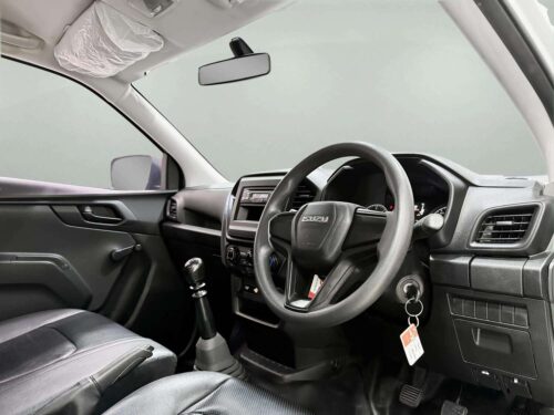 2023-isuzu-d-max-1-9-b-spark-1c0091-slide-thumbnail-4