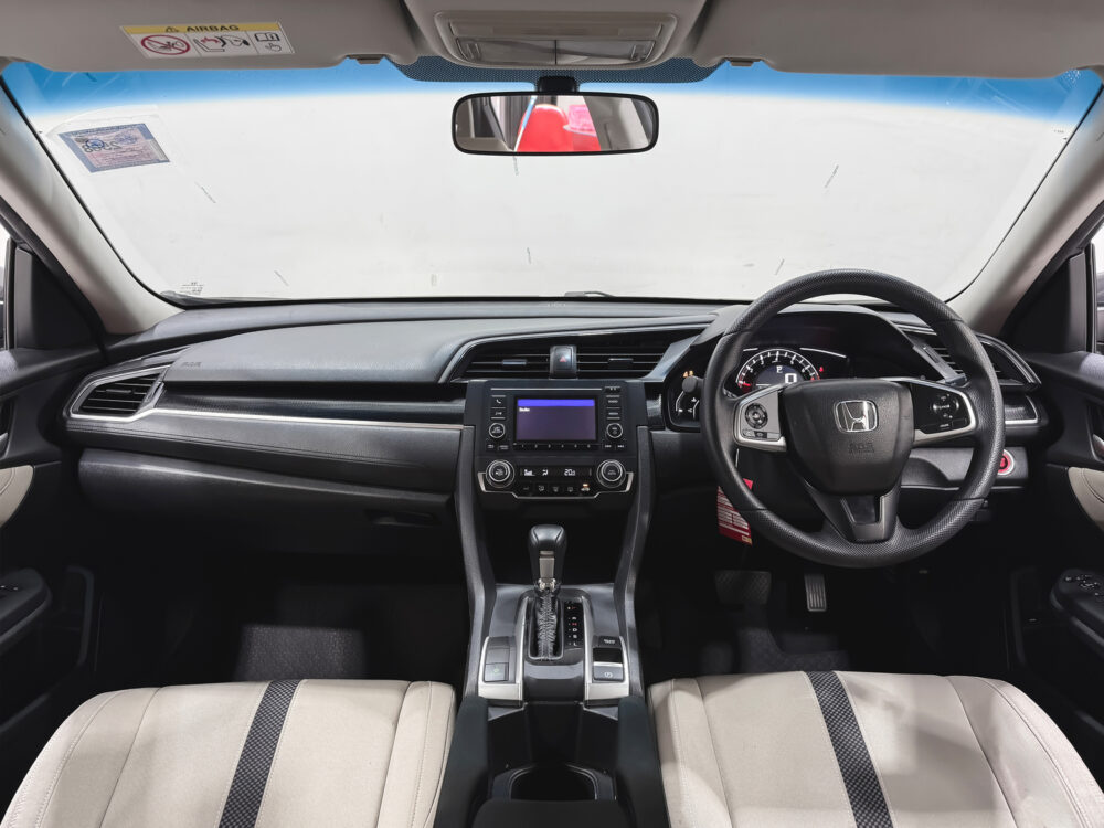 2019 HONDA CIVIC 1.8 E  [1N0096] - 5