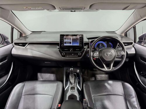 2022-toyota-corolla-altis-1-8-sport-1t0051-slide-thumbnail-4
