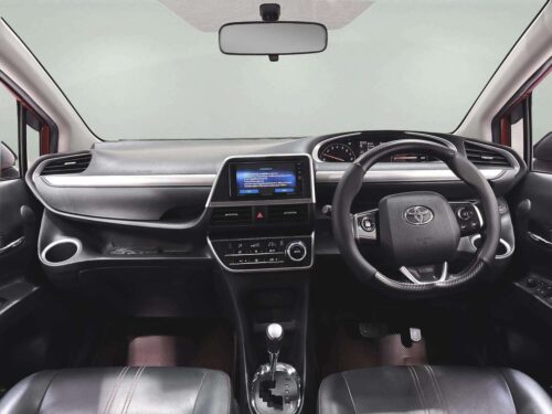2019-toyota-sienta-1-5-v-1t0052v-slide-thumbnail-4