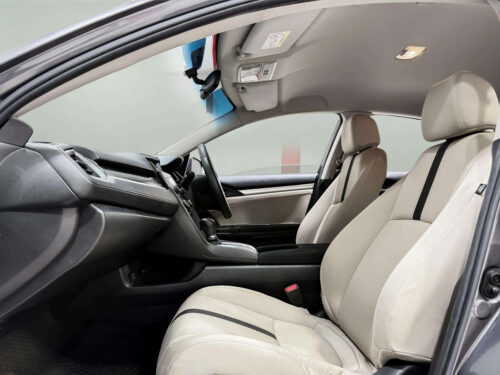 2019-honda-civic-1-8-e-1n0096-slide-thumbnail-5