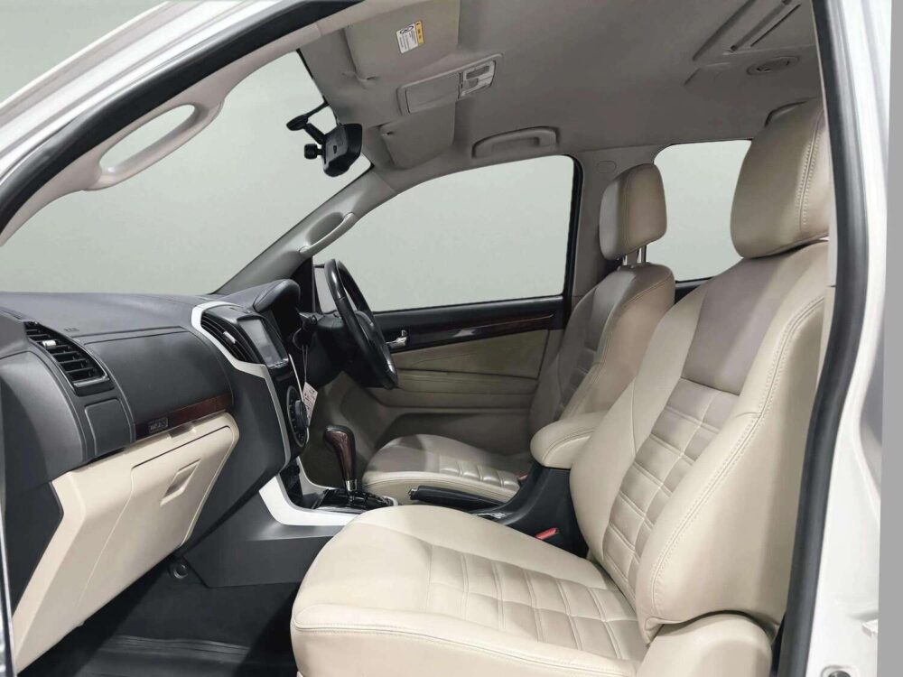 2019 ISUZU MU-X 3.0 DVD  [1A0059] - 6