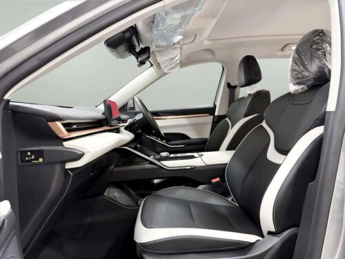 2025-haval-h6-1-5-phev-ultra-1p2758-slide-thumbnail-4