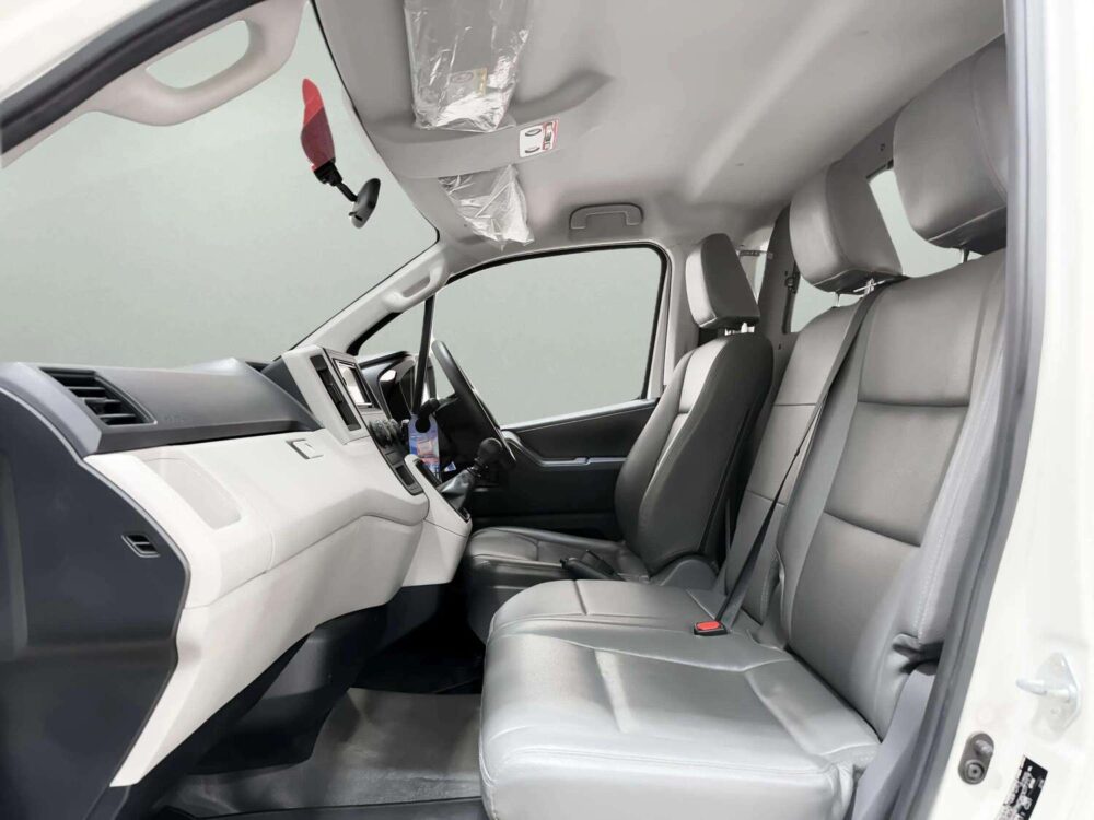 2019 TOYOTA HIACE 2.8 ECO  [1P2744] - 6