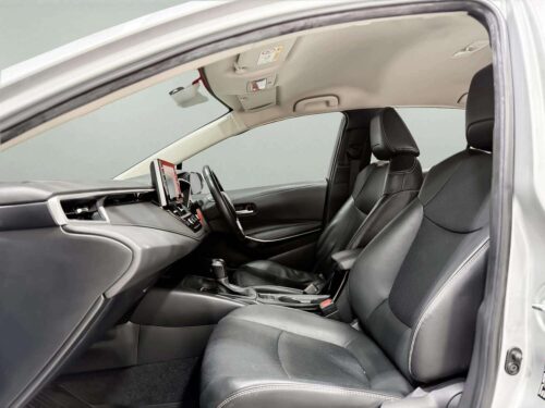 2022-toyota-corolla-altis-1-8-sport-1t0051-slide-thumbnail-5