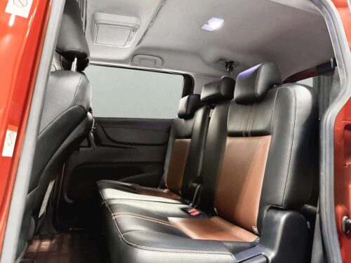 2019-toyota-sienta-1-5-v-1t0052v-slide-thumbnail-6