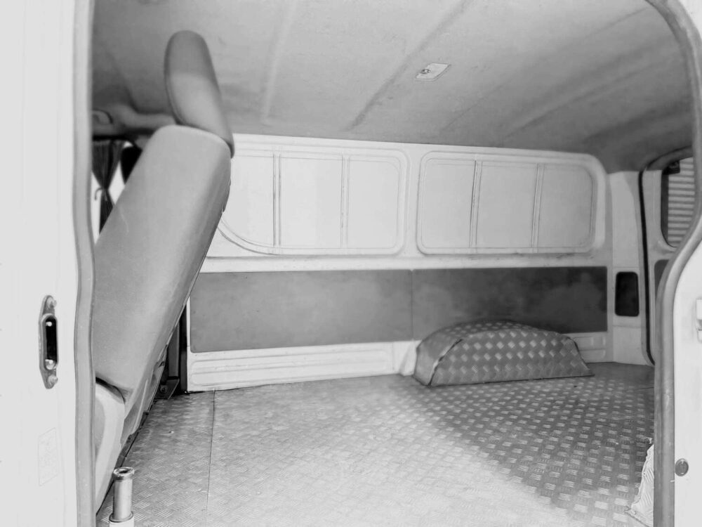 2020 TOYOTA HIACE 2.8 ECO  [1T0042] - 7