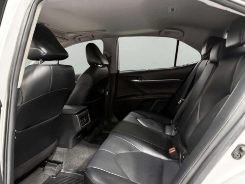 2019-toyota-camry-2-5-g-1a0051-slide-thumbnail-6