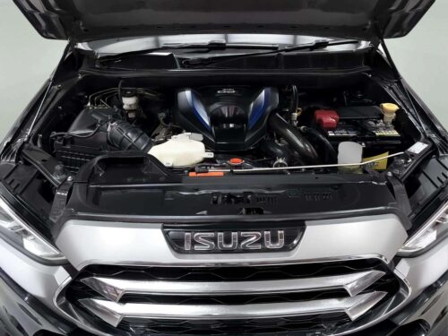 2022-isuzu-mu-x-3-0-ultimate-4wd-1p2778v-slide-thumbnail-8
