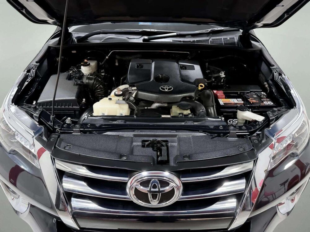 2019 TOYOTA FORTUNER 2.4 V 4WD  [1N0103] - 9