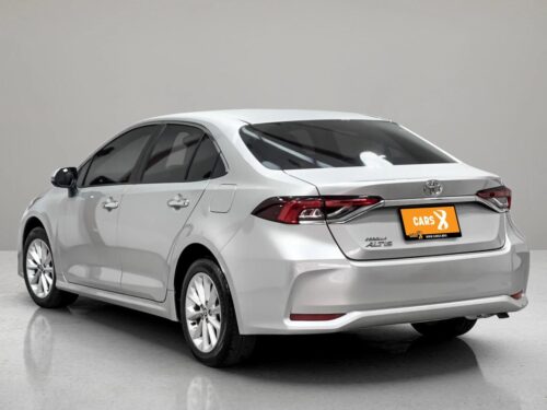 2020-toyota-corolla-altis-1-6-g-1a0068-slide-thumbnail-3