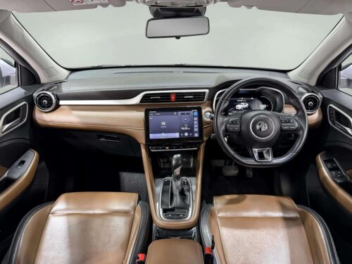 2023-mg-zs-1-5-v-1n0113-slide-thumbnail-4