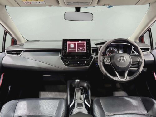 2019-toyota-corolla-altis-1-8-gr-sport-1p2788v-slide-thumbnail-4