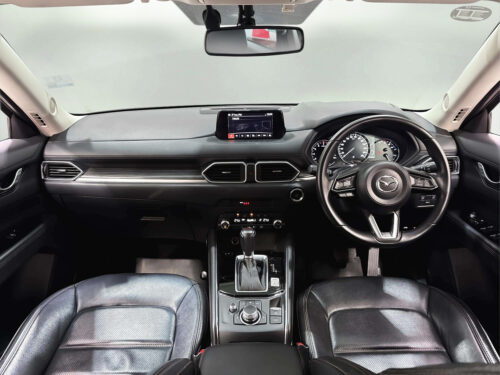2020-mazda-cx-5-2-0-s-1c0096-slide-thumbnail-4
