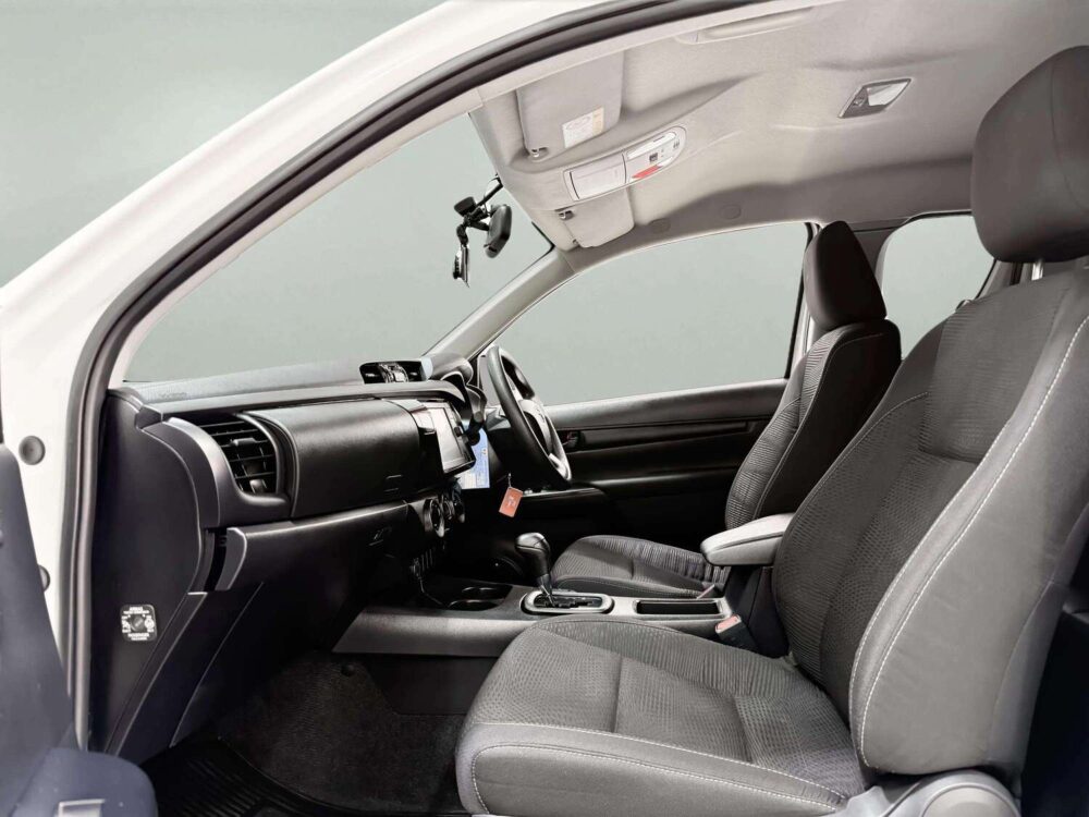 2023 TOYOTA HILUX REVO 2.4 Z EDITION ENTRY SMART CAB  [1P2772] - 6