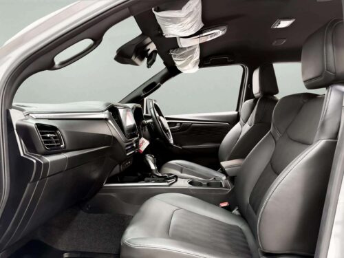 2025-isuzu-d-max-2-2-hi-lander-m-cab-4-1n0118-slide-thumbnail-5