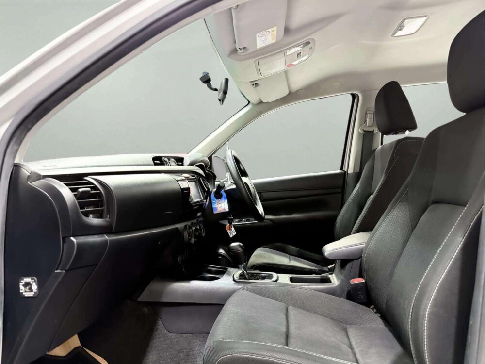 2019 TOYOTA HILUX REVO 2.4 J PLUS DOUBLE CAB  [1P2805] - 6