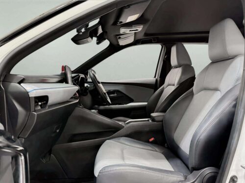 2025-toyota-yaris-cross-1-5-hev-premium-luxury-1a0065v-slide-thumbnail-5