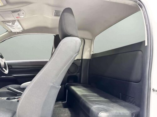 2022-toyota-hilux-revo-2-4-z-edition-entry-smart-cab-1c0108-slide-thumbnail-6