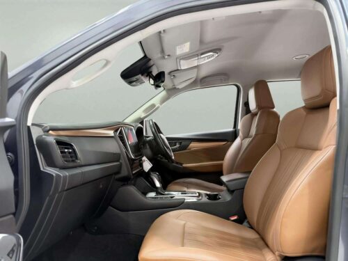 2021-isuzu-mu-x-1-9-ultimate-1p2800-slide-thumbnail-5