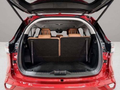 2021-isuzu-mu-x-3-0-ultimate-1p2799-slide-thumbnail-7