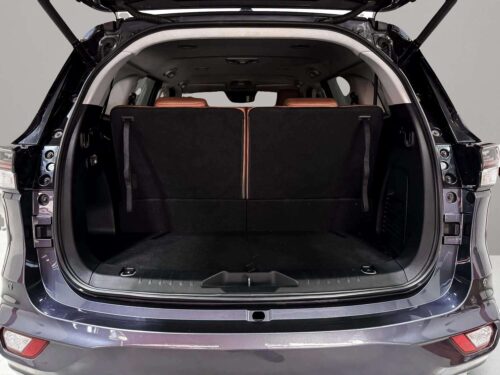 2021-isuzu-mu-x-1-9-ultimate-1p2800-slide-thumbnail-7