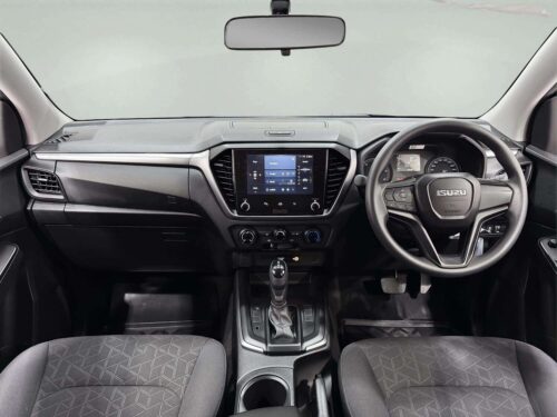 2025-isuzu-d-max-2-2-l-space-cab-1p2812-slide-thumbnail-4