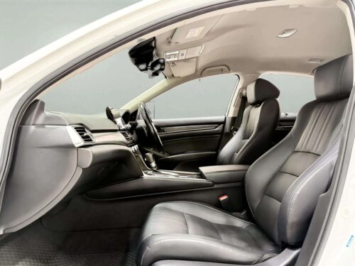 2021-honda-accord-2-0-hybrid-1s1362-slide-thumbnail-5