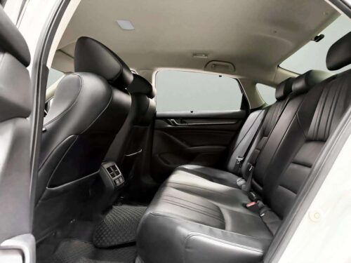 2021-honda-accord-2-0-hybrid-1s1362-slide-thumbnail-6