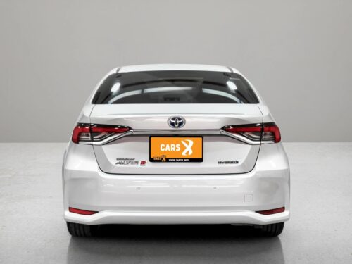 2020-toyota-corolla-altis-1-8-hybrid-mid-1c0117-slide-thumbnail-2