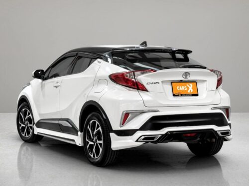 2019-toyota-c-hr-1-8-mid-1a0083v-slide-thumbnail-3
