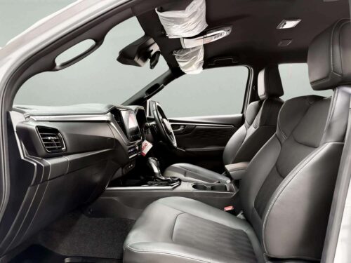 2025-isuzu-d-max-2-2-hi-lander-m-cab-4-1p2808-slide-thumbnail-5