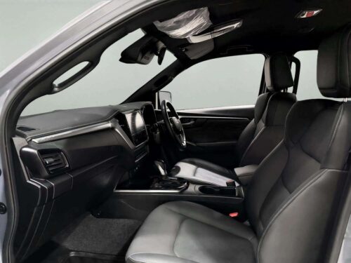 2023-isuzu-d-max-3-0-hi-lander-m-cab-4-1n0133-slide-thumbnail-5