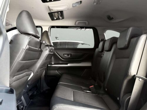 2023-toyota-veloz-1-5-premium-1c0115-slide-thumbnail-6