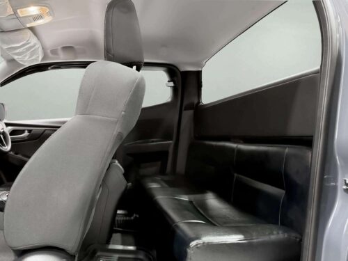 2023-isuzu-d-max-1-9-hi-lander-l-da-space-cab-1a0090v-slide-thumbnail-5