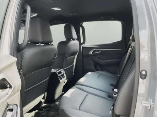 2025-isuzu-d-max-2-2-hi-lander-m-cab-4-1d0101-slide-thumbnail-6