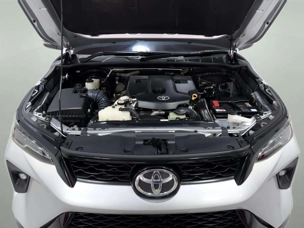 2024 TOYOTA FORTUNER 2.4 LEADER G  [1P2846] - 9