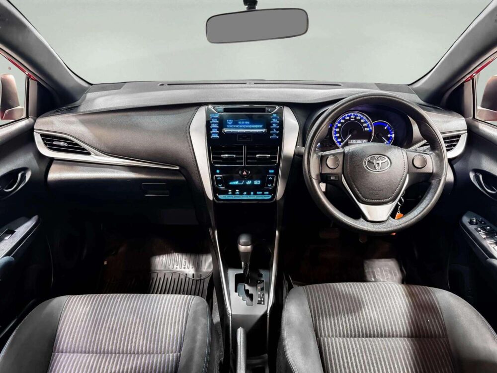 2017 TOYOTA YARIS 1.2 E  [1S1395V] - 5