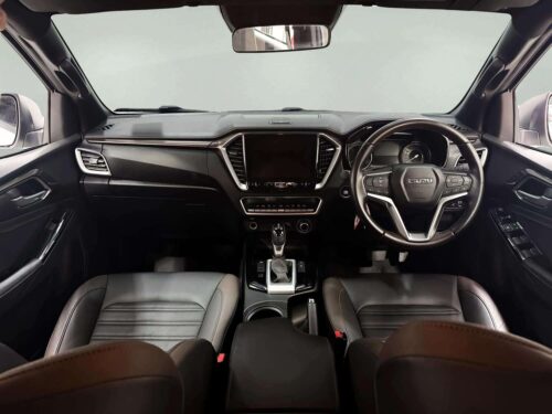 2023-isuzu-d-max-3-0-vcross-m-cab-4-4wd-1a0091-slide-thumbnail-4