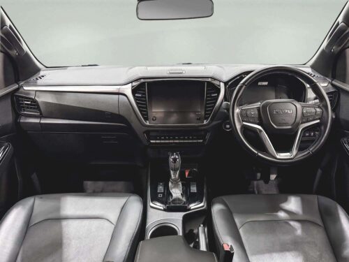 2025-isuzu-d-max-2-2-hi-lander-m-cab-4-1n0122-slide-thumbnail-4