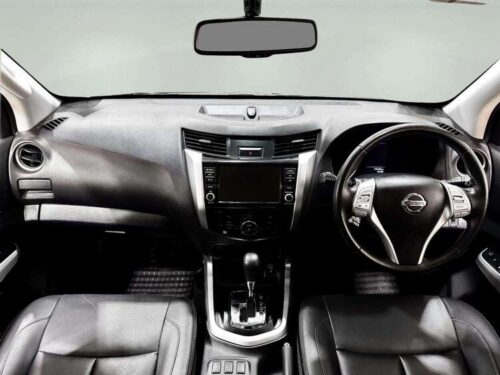 2020-nissan-np300-navara-2-5-calibre-v-double-cab-1p2854-slide-thumbnail-4