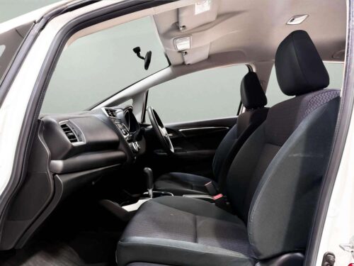 2021-honda-jazz-1-5-v-1s1400-slide-thumbnail-5