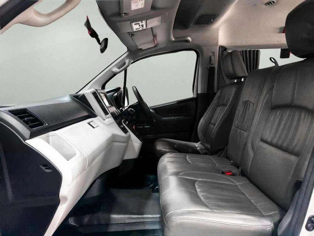 2020 TOYOTA COMMUTER 2.8  [1P2890] - 6