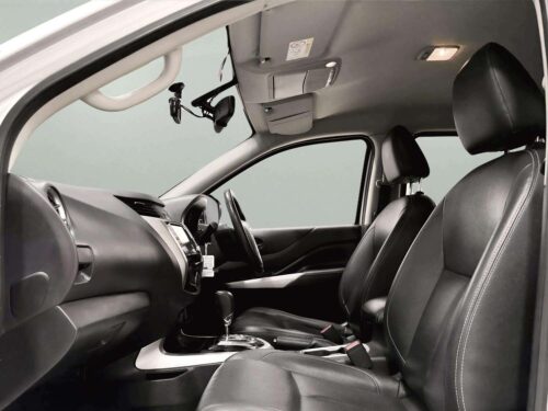 2020-nissan-np300-navara-2-5-calibre-v-double-cab-1n0135-slide-thumbnail-5